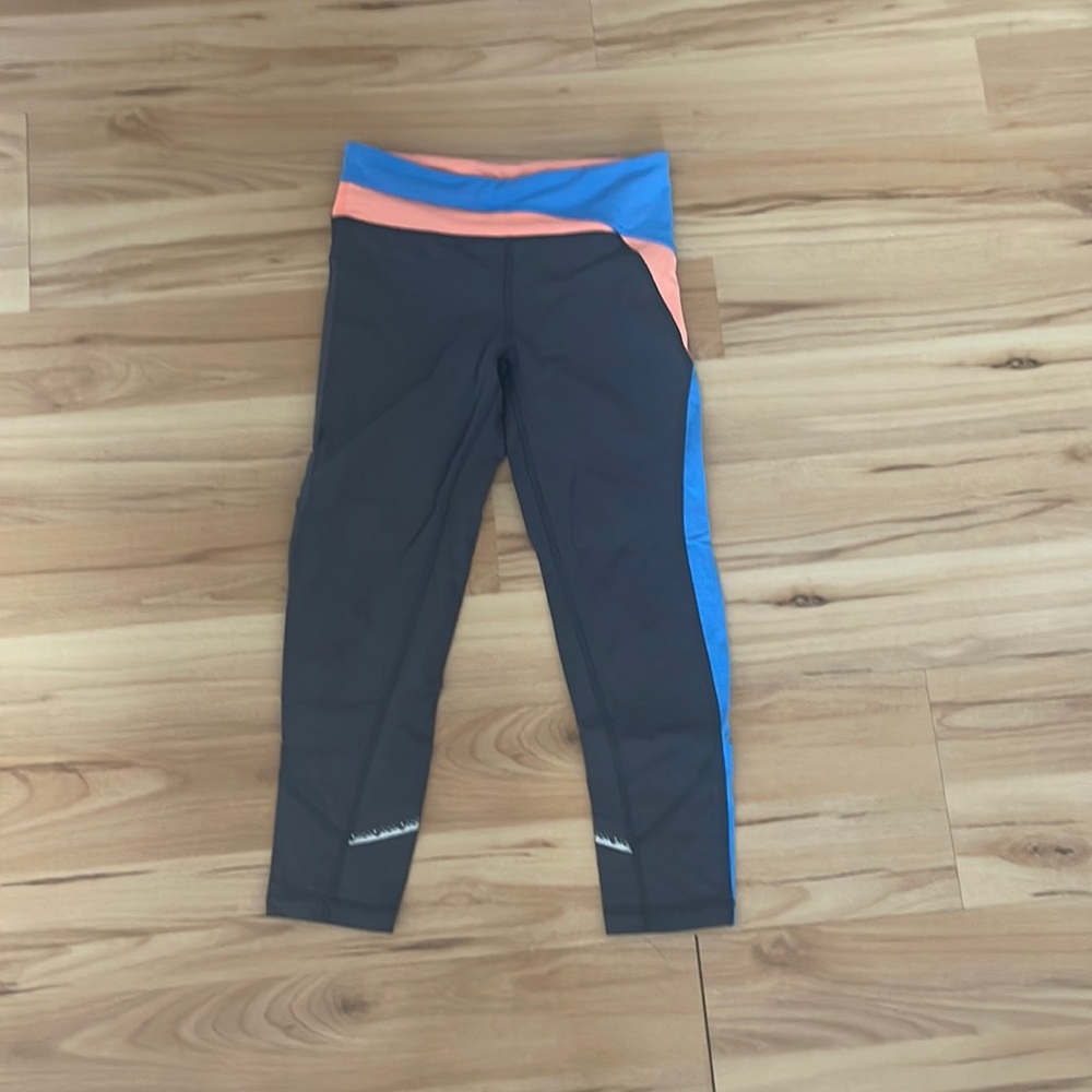 Ivivva kids size 10 leggings